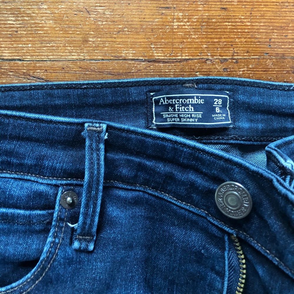 Abercrombie High Rise Skinny Jeans Size 6L